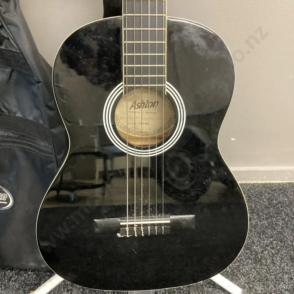 Ashton CG34BK 3/4 Size Classical Black Guitar With Guitar Strap & Bag Image 1++